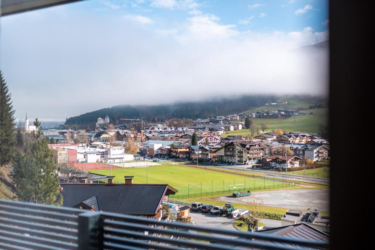 Ferienwohnung Amelies Mountain View Kaprun Exterior foto