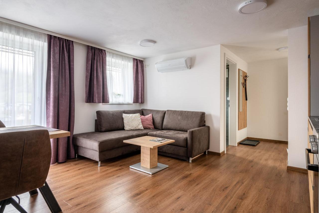 Ferienwohnung Amelies Mountain View Kaprun Exterior foto